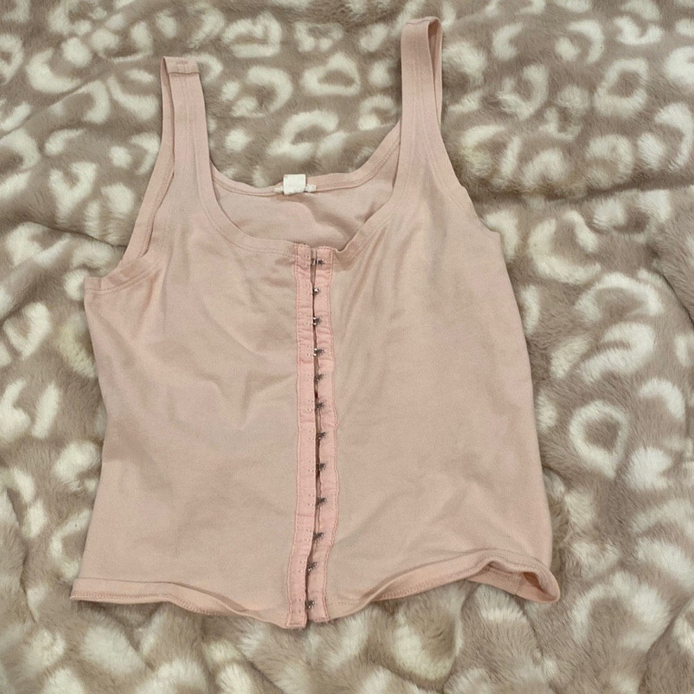 Pink tank top